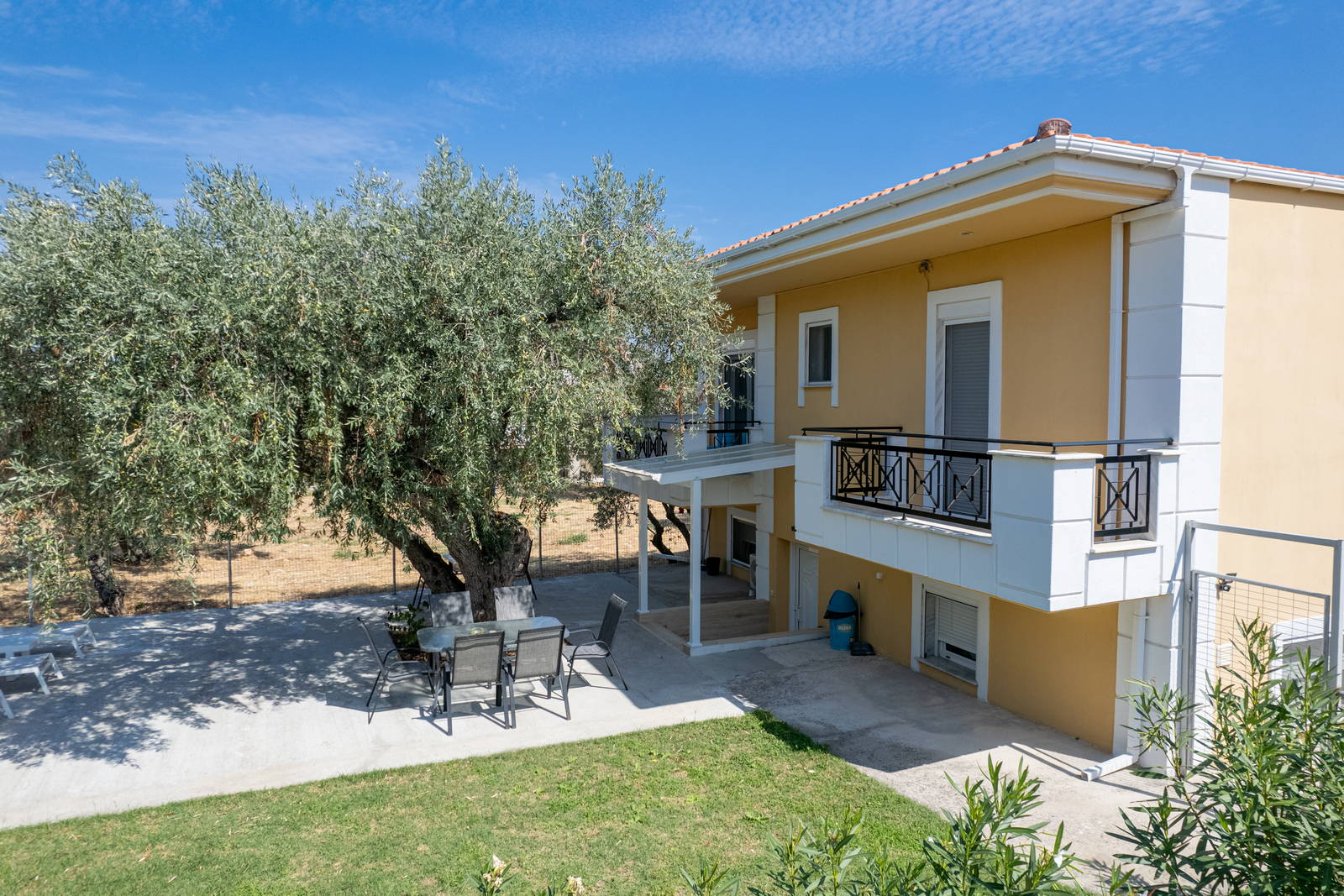 Louloudis Complex, Limenas, Thassos